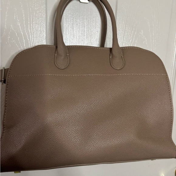 Luxury inspired handbag - Picture 4 of 12